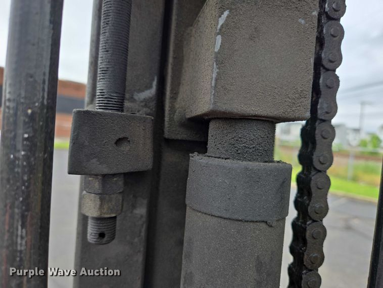 image for item EC4308 2015 UniCarriers CFS40 forklift