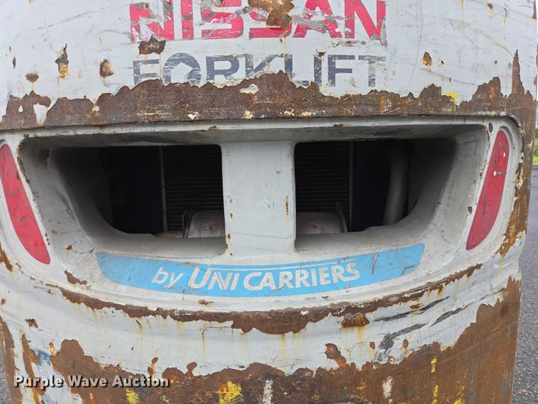 image for item EC4308 2015 UniCarriers CFS40 forklift