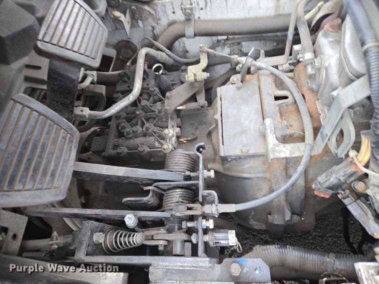 image for item EC4308 2015 UniCarriers CFS40 forklift