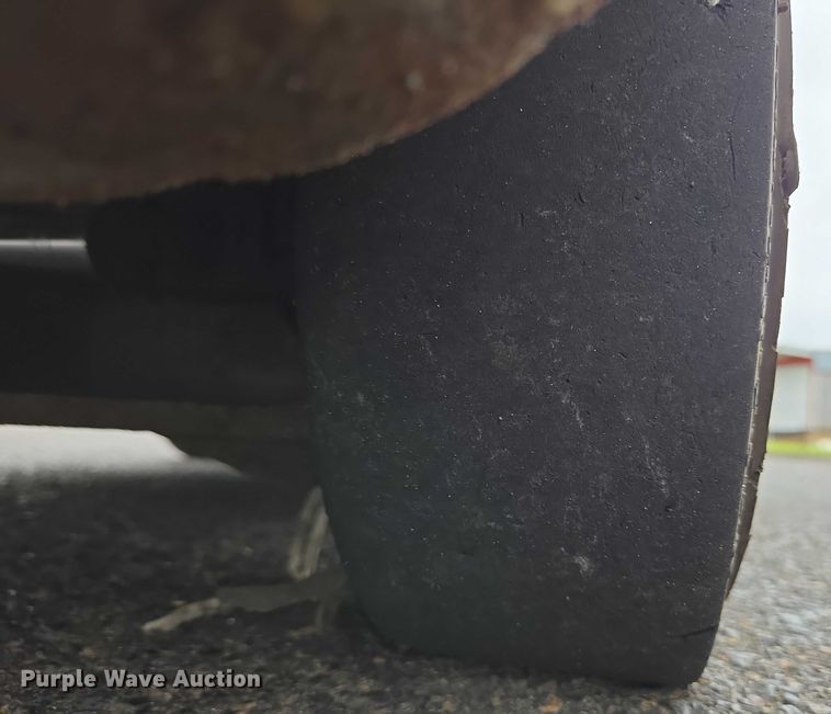 image for item EC4308 2015 UniCarriers CFS40 forklift