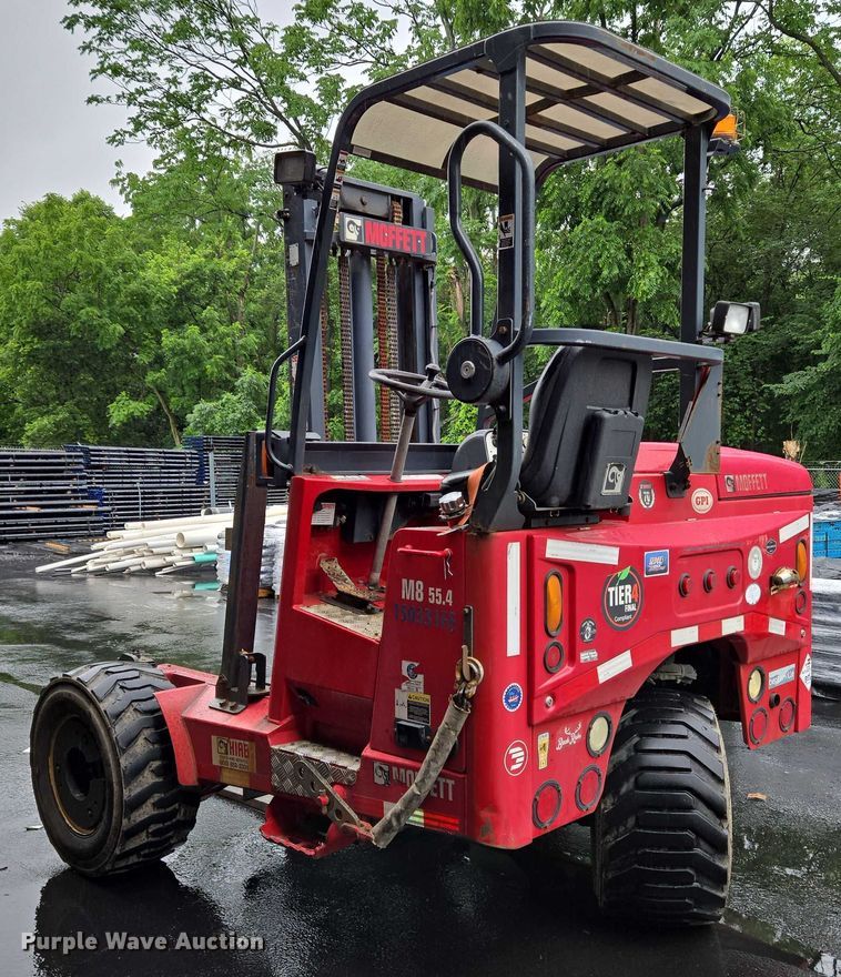 image for item EC4309 2015 Moffett M8 55.4 forklift