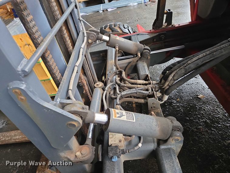 image for item EC4309 2015 Moffett M8 55.4 forklift