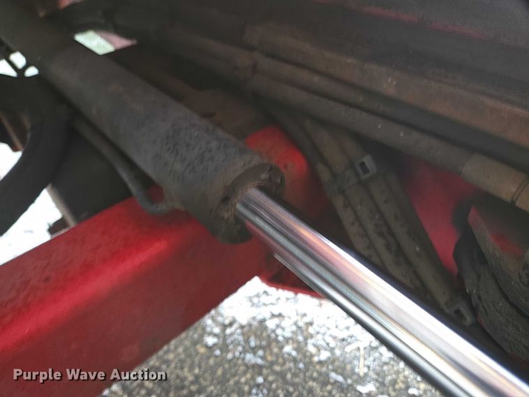 image for item EC4309 2015 Moffett M8 55.4 forklift