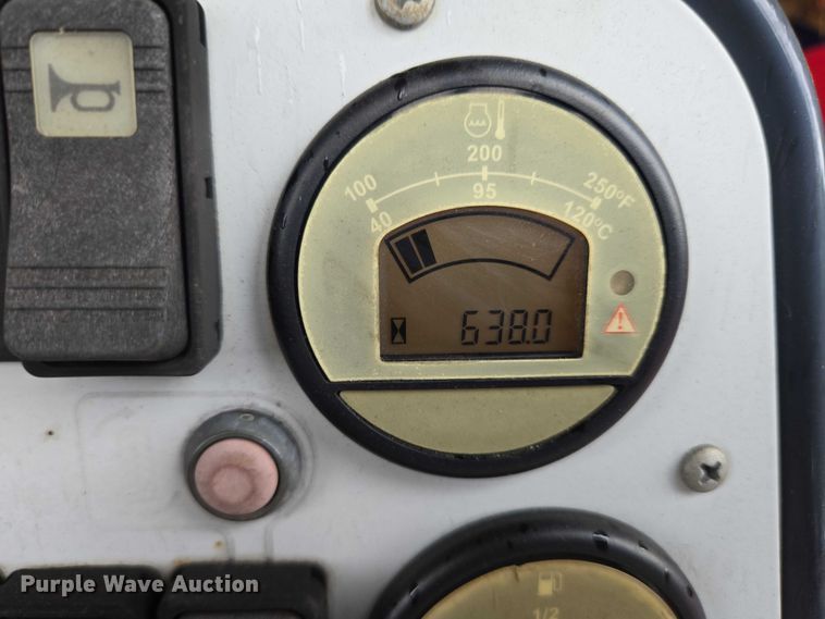 image for item EC4309 2015 Moffett M8 55.4 forklift