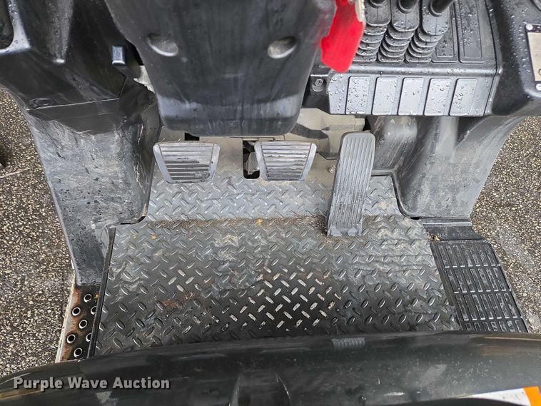 image for item EC4310 2015 Nissan CF50LP forklift