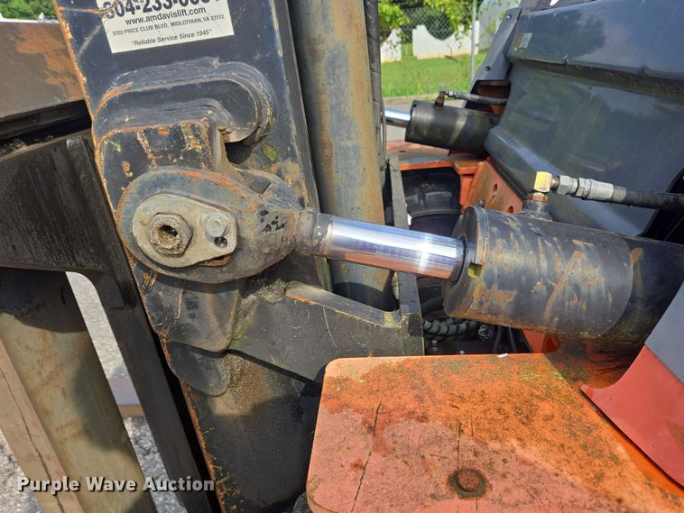 image for item EC4329 2011 Toyota 7FDU80 forklift