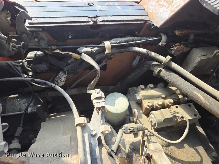 image for item EC4329 2011 Toyota 7FDU80 forklift