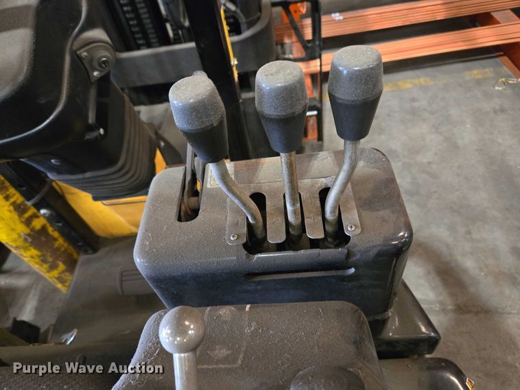 image for item EC4331 2017 Bendi B40AC forklift