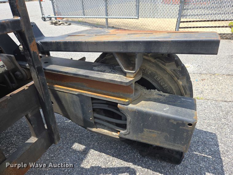 image for item EC4332 2014 Palfinger CR554WTMFL forklift