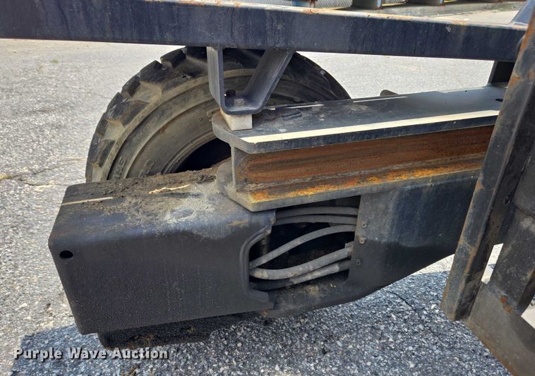 image for item EC4332 2014 Palfinger CR554WTMFL forklift