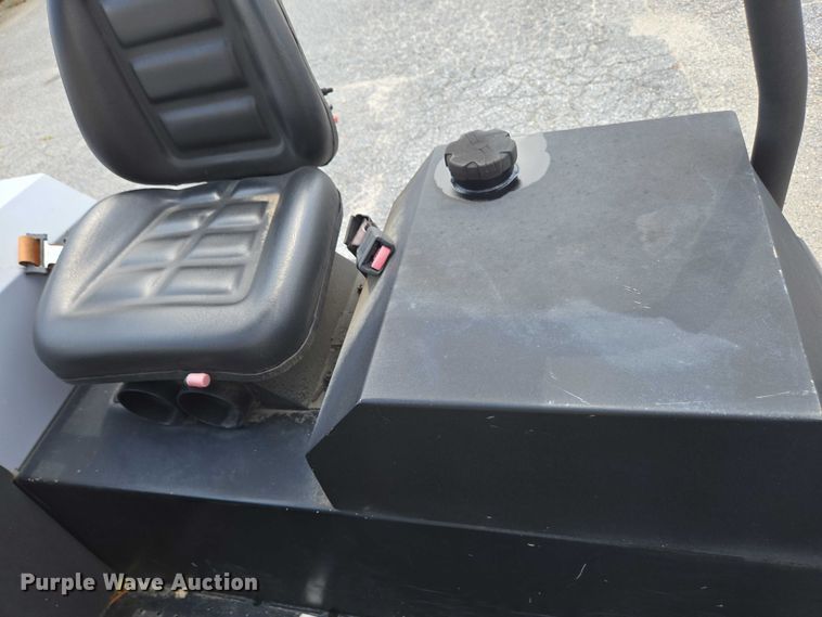 image for item EC4332 2014 Palfinger CR554WTMFL forklift