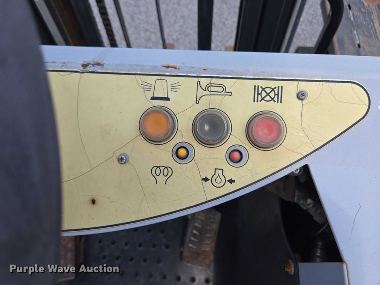 image for item EC4332 2014 Palfinger CR554WTMFL forklift