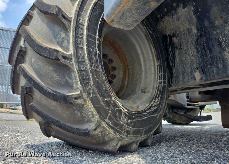 image for item EC4332 2014 Palfinger CR554WTMFL forklift