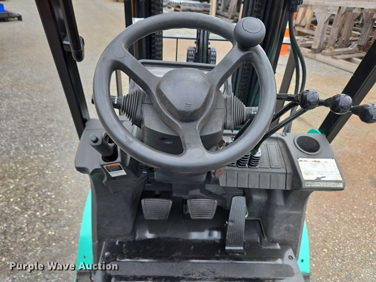 image for item EC4334 Mitsubishi FGC25N forklift