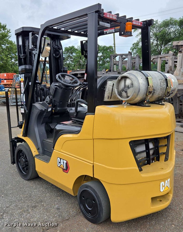 image for item EC4335 Caterpillar 2C5000 forklift