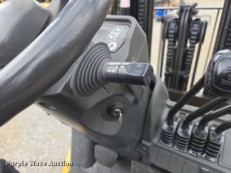 image for item EC4335 Caterpillar 2C5000 forklift