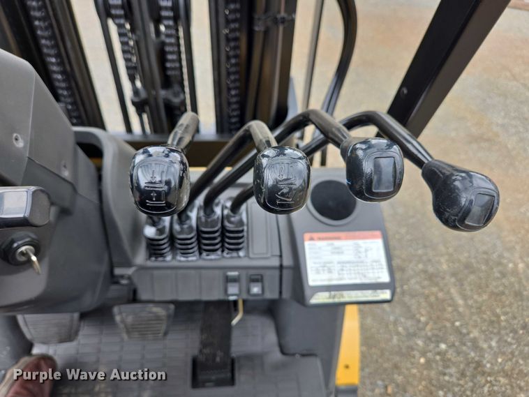 image for item EC4335 Caterpillar 2C5000 forklift