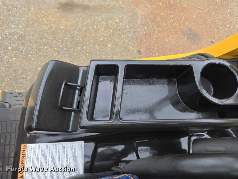 image for item EC4335 Caterpillar 2C5000 forklift