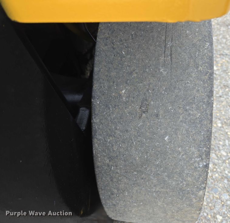 image for item EC4335 Caterpillar 2C5000 forklift