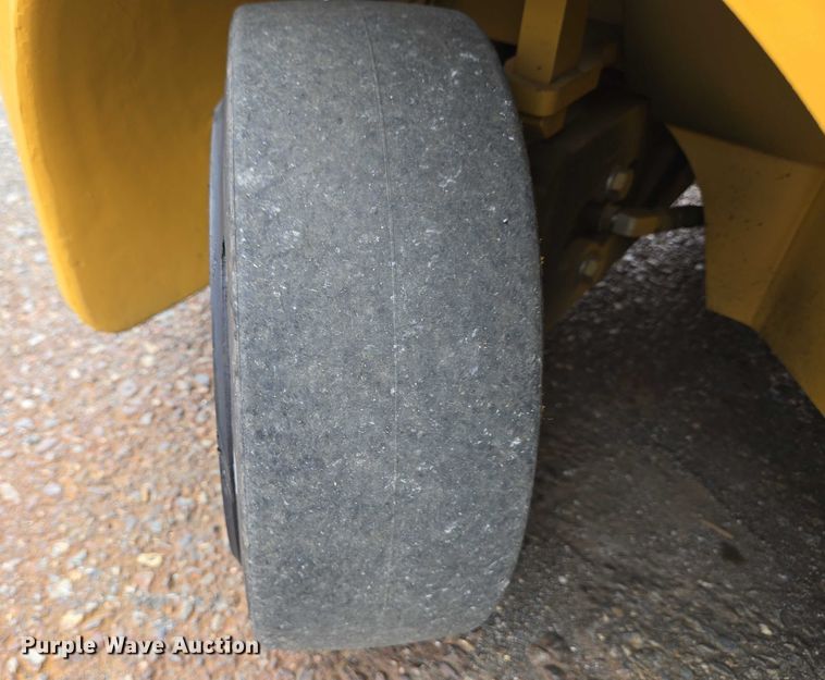 image for item EC4335 Caterpillar 2C5000 forklift