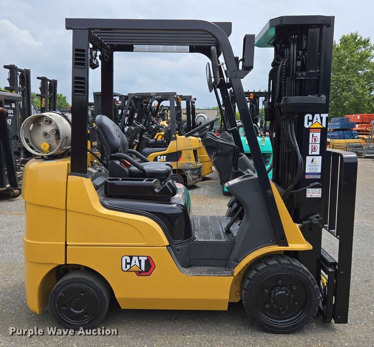 MONTACARGAS CATERPILLAR 2C50004