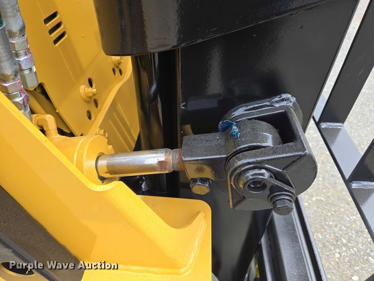 image for item EC4336 Caterpillar 2C50004 forklift