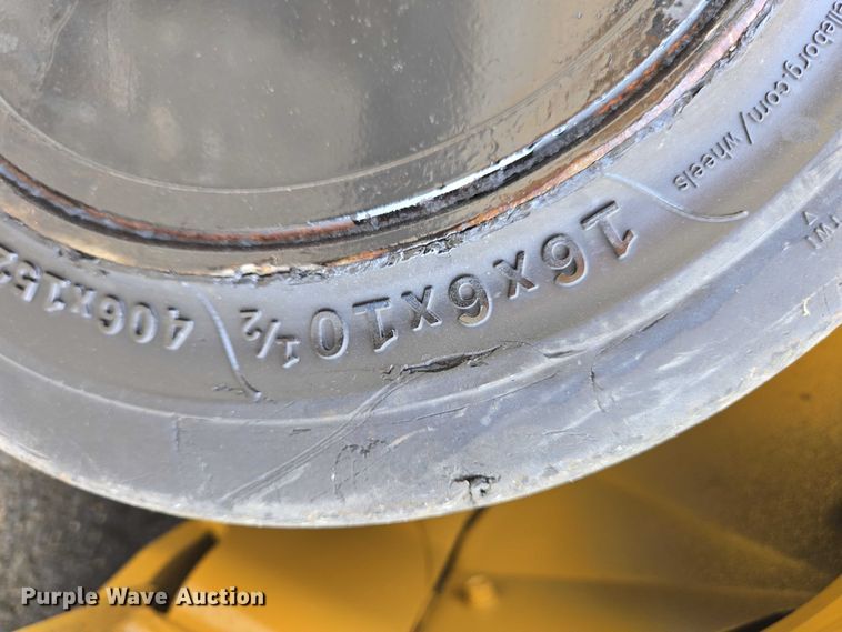 image for item EC4336 Caterpillar 2C50004 forklift