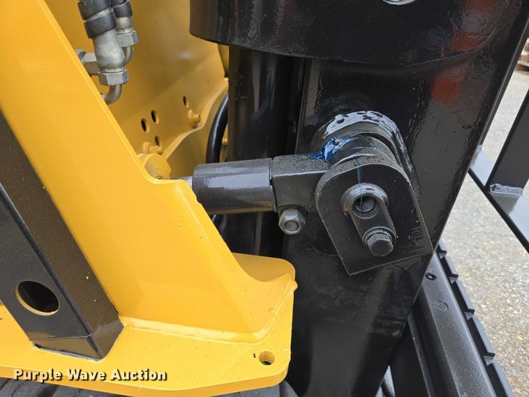 image for item EC4337 Caterpillar 2C5000 forklift