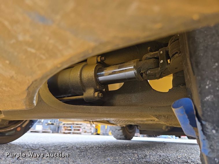 image for item EC4337 Caterpillar 2C5000 forklift