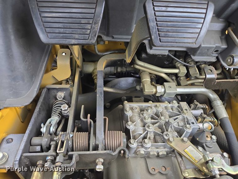 image for item EC4337 Caterpillar 2C5000 forklift