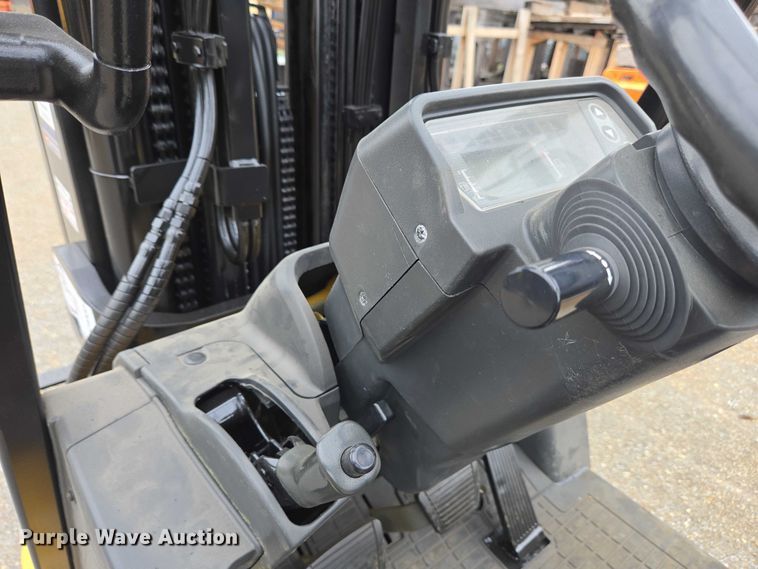 image for item EC4337 Caterpillar 2C5000 forklift