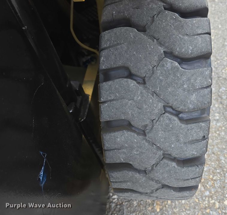 image for item EC4337 Caterpillar 2C5000 forklift