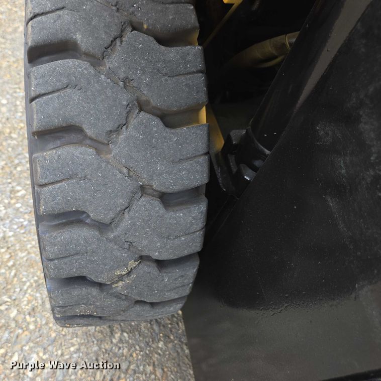 image for item EC4337 Caterpillar 2C5000 forklift