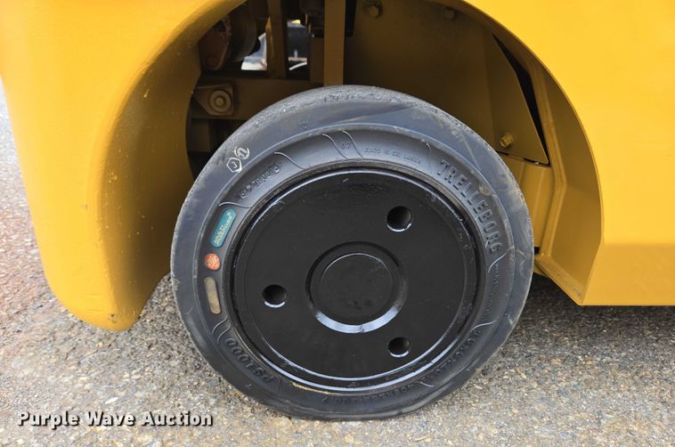 image for item EC4337 Caterpillar 2C5000 forklift