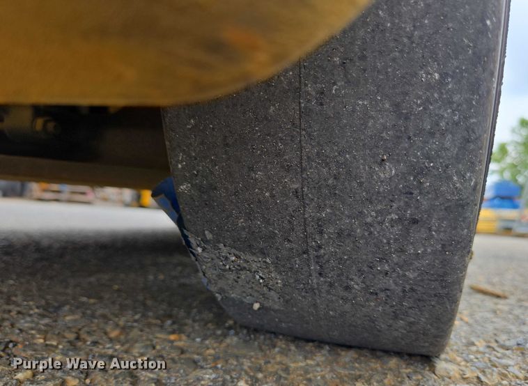 image for item EC4337 Caterpillar 2C5000 forklift