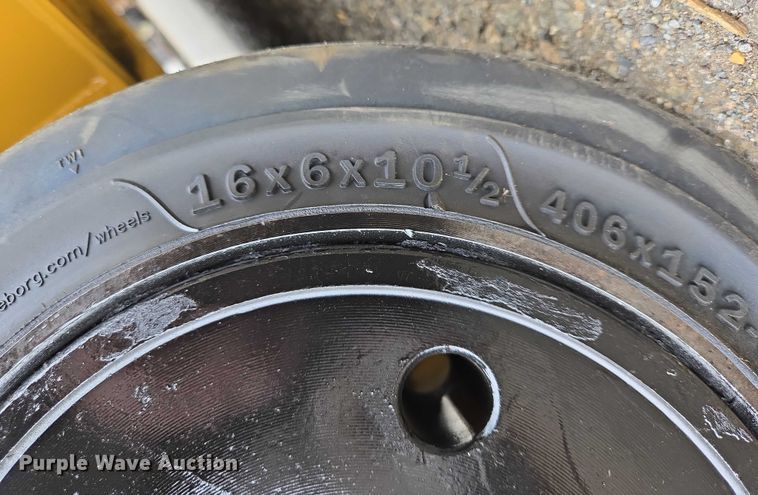 image for item EC4337 Caterpillar 2C5000 forklift