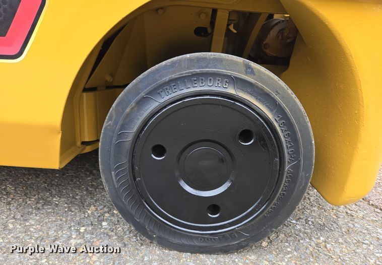 image for item EC4337 Caterpillar 2C5000 forklift