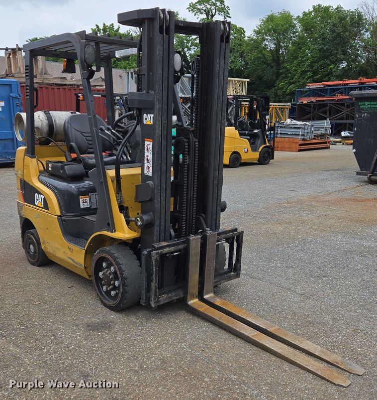 MONTACARGAS CATERPILLAR 2C5000