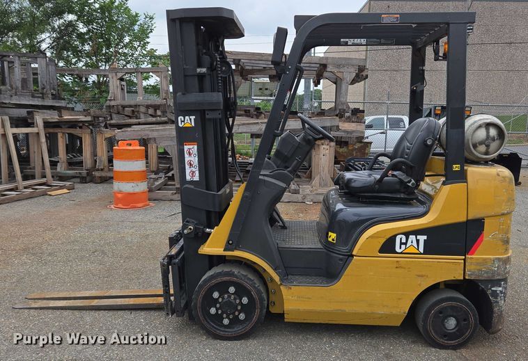 image for item EC4338 Caterpillar 2C5000 forklift