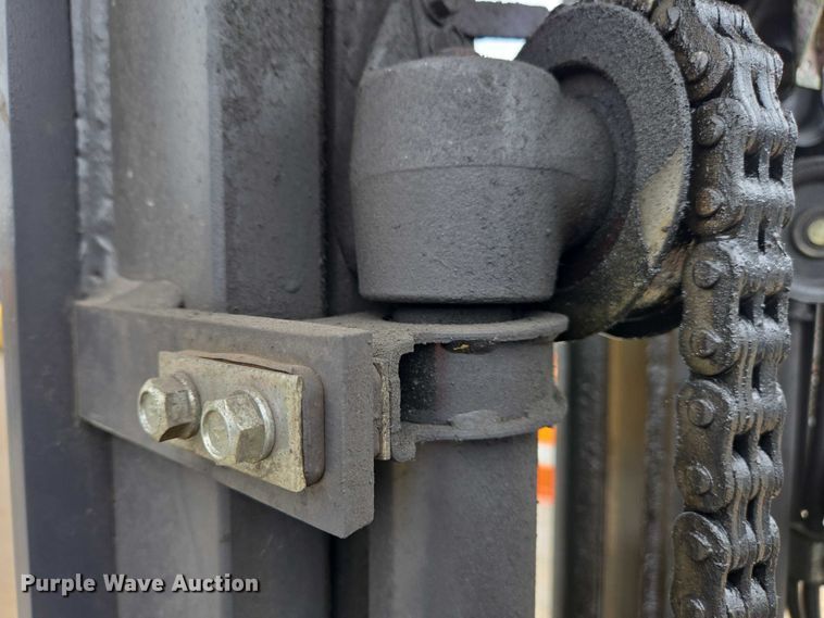 image for item EC4338 Caterpillar 2C5000 forklift