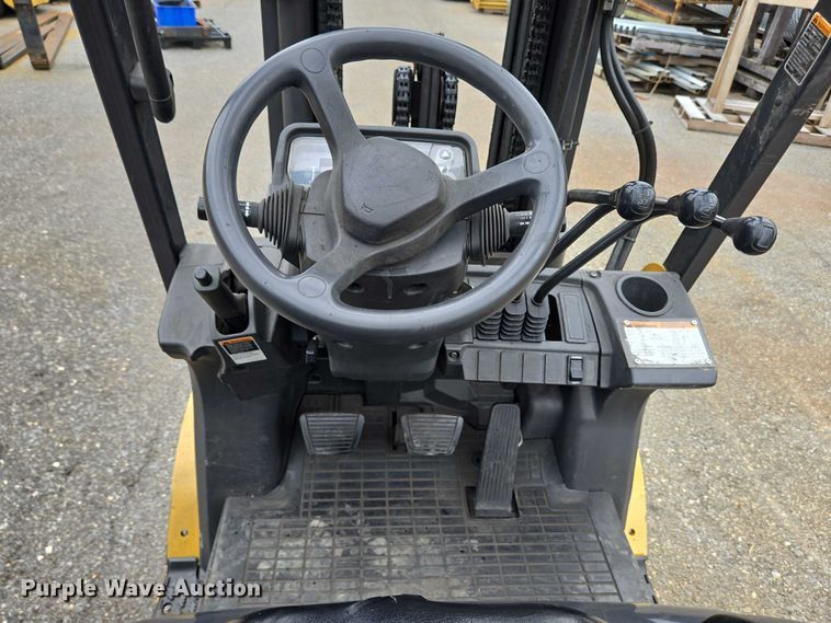 image for item EC4338 Caterpillar 2C5000 forklift
