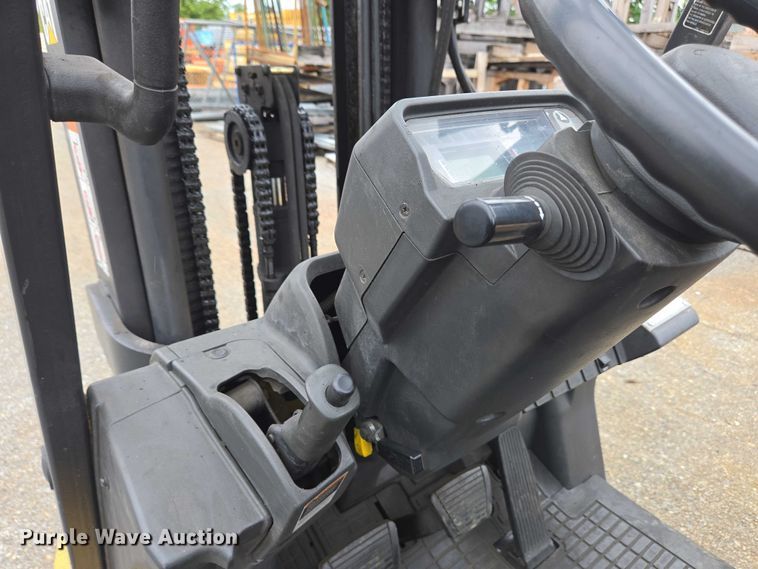 image for item EC4338 Caterpillar 2C5000 forklift