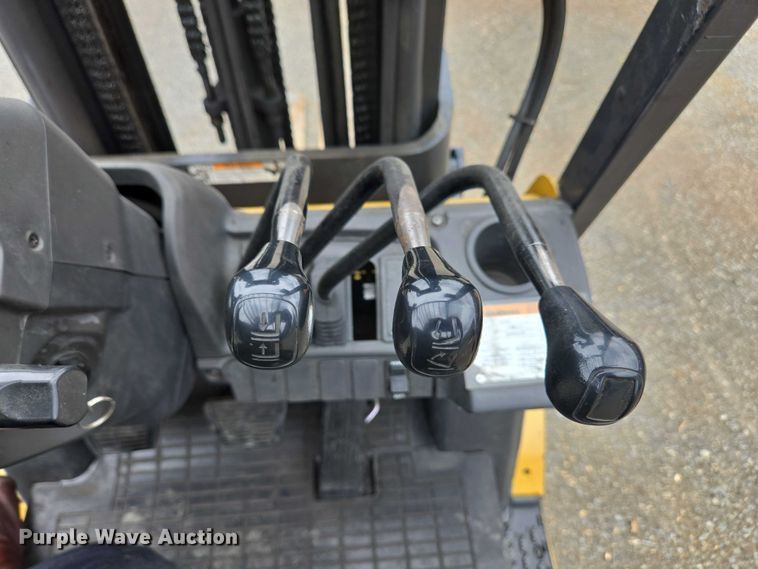 image for item EC4338 Caterpillar 2C5000 forklift