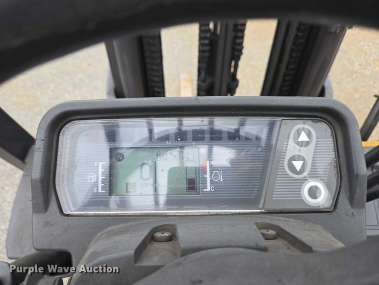 image for item EC4338 Caterpillar 2C5000 forklift