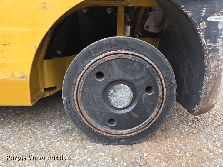 image for item EC4338 Caterpillar 2C5000 forklift