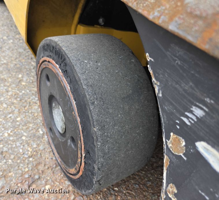 image for item EC4338 Caterpillar 2C5000 forklift