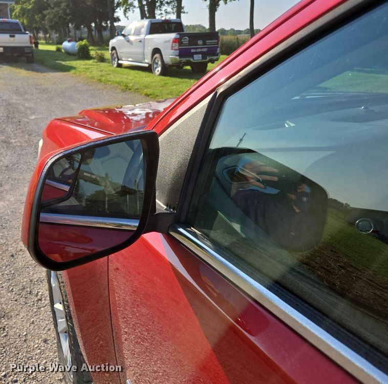 image for item ED2063 2016 Chevrolet Colorado Crew Cab pickup truck