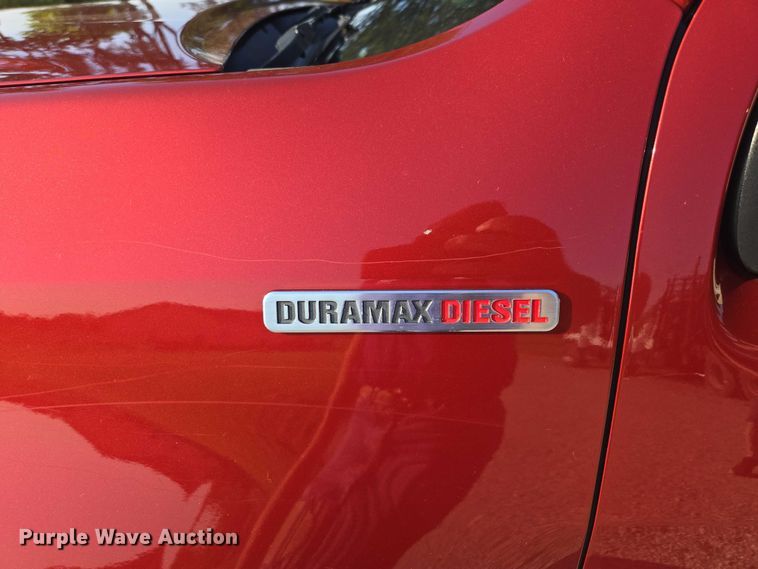 image for item ED2063 2016 Chevrolet Colorado Crew Cab pickup truck