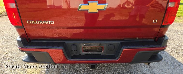image for item ED2063 2016 Chevrolet Colorado Crew Cab pickup truck