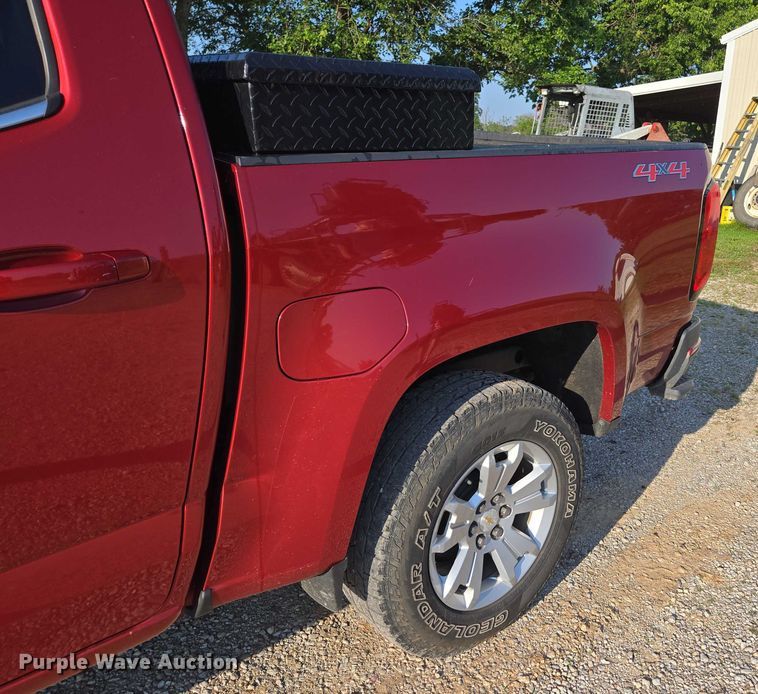 image for item ED2063 2016 Chevrolet Colorado Crew Cab pickup truck